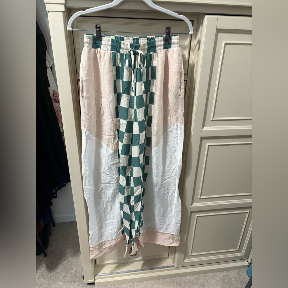 BiBi Green and Cream Drawstring Wide-Leg Pants